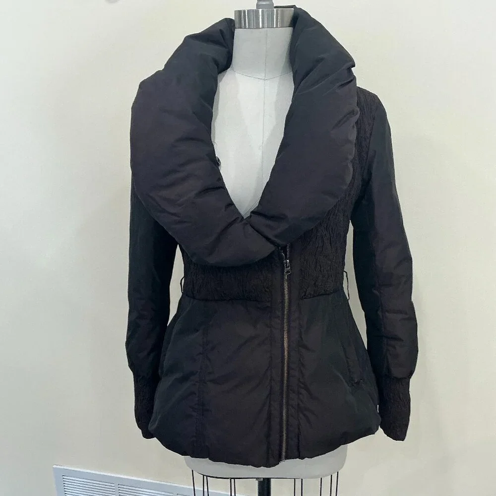 Winter Jacket - Picture 1 of 7